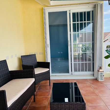 Luxury Apartments And Rooms,The Lagoons Бухта Монтего Экстерьер фото
