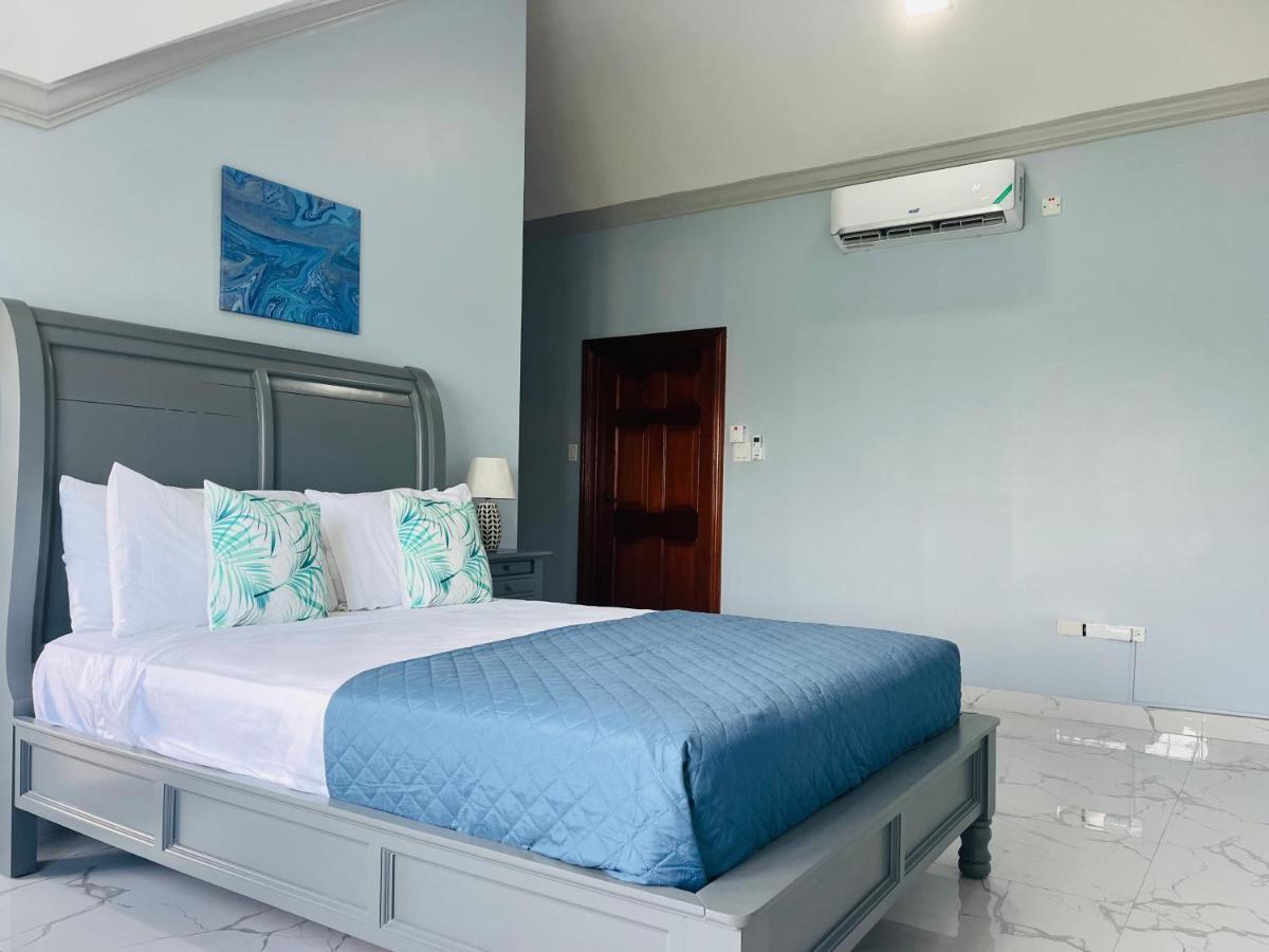 Luxury Apartments And Rooms,The Lagoons Бухта Монтего Экстерьер фото