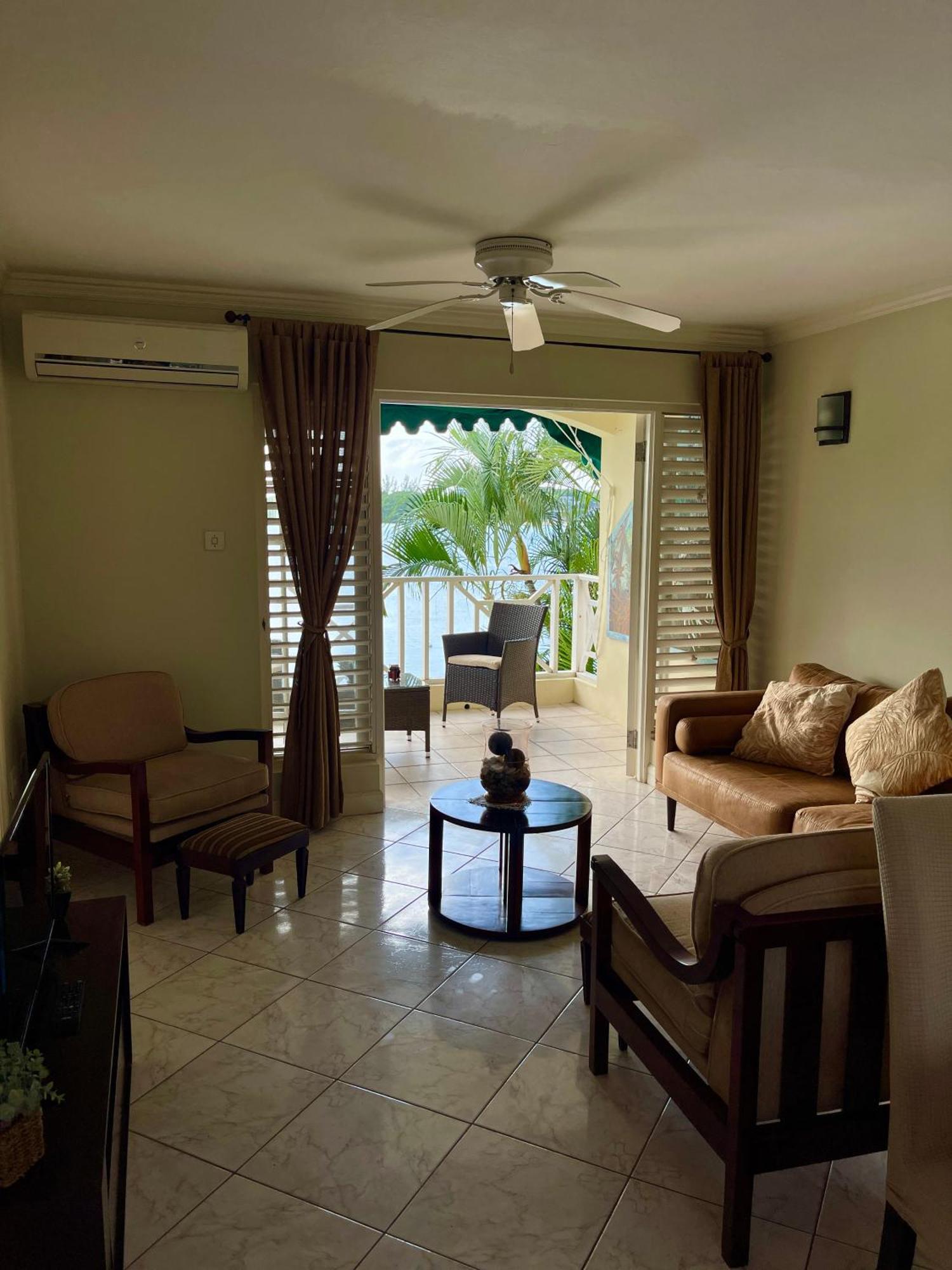 Luxury Apartments And Rooms,The Lagoons Бухта Монтего Экстерьер фото