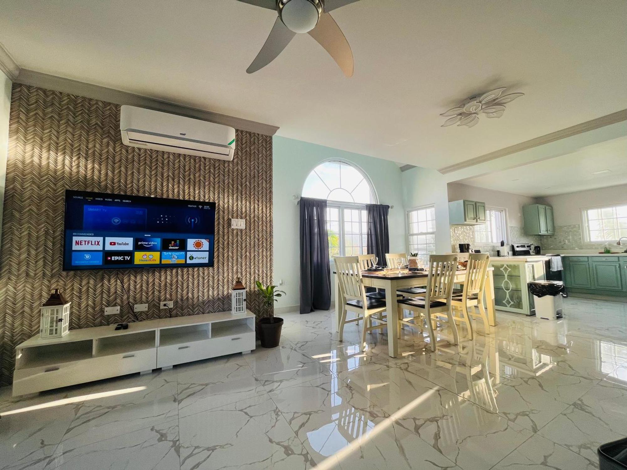 Luxury Apartments And Rooms,The Lagoons Бухта Монтего Экстерьер фото