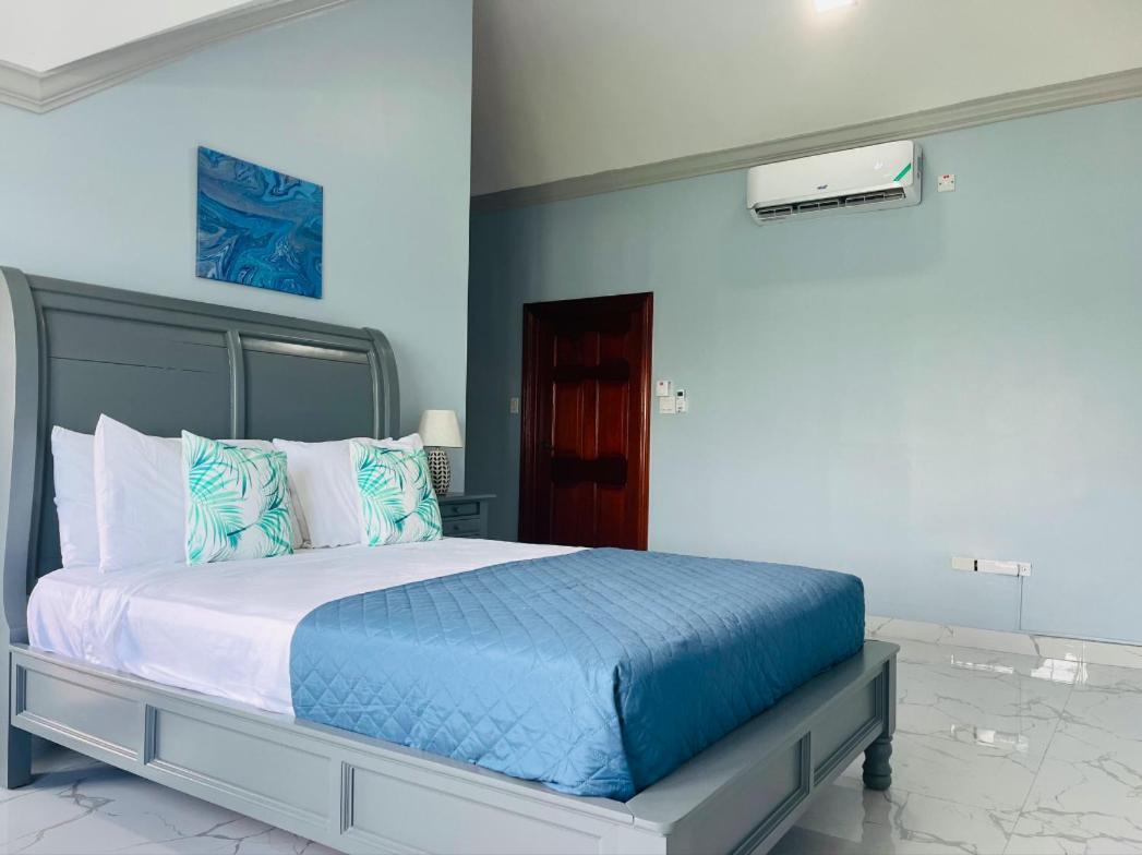 Luxury Apartments And Rooms,The Lagoons Бухта Монтего Экстерьер фото