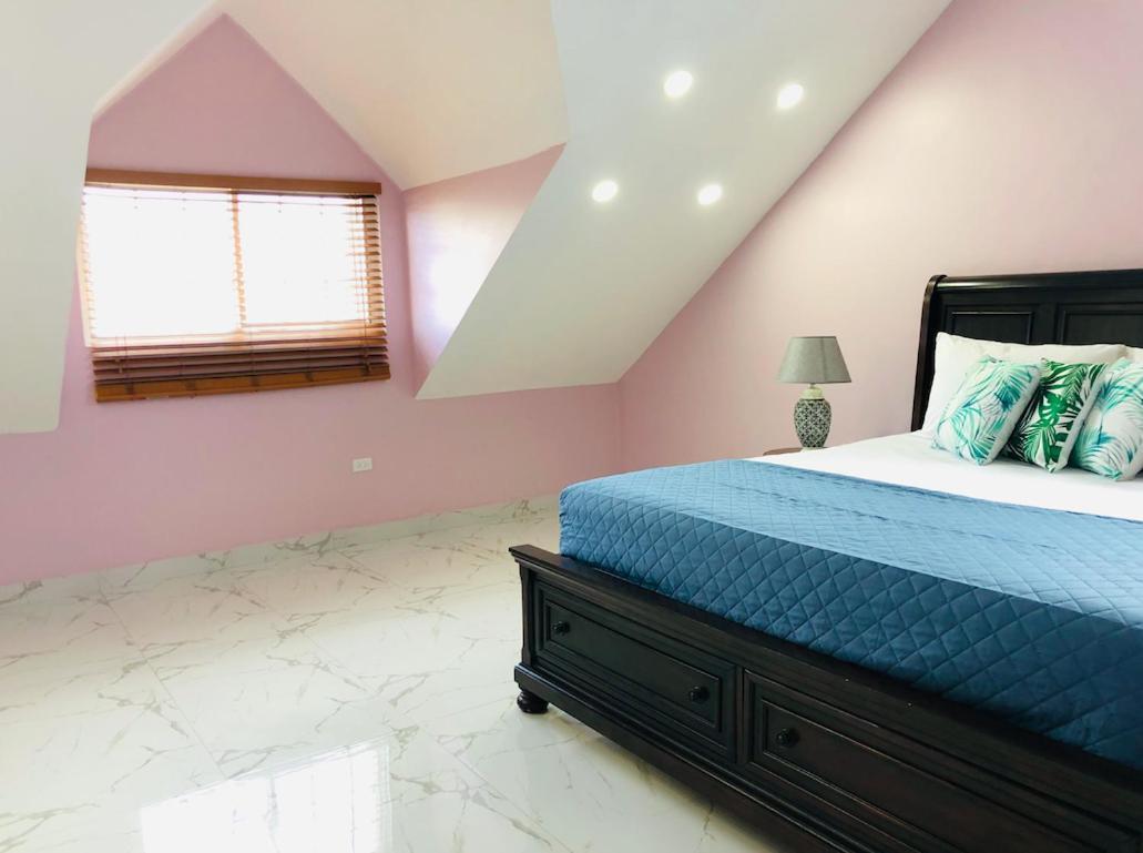 Luxury Apartments And Rooms,The Lagoons Бухта Монтего Экстерьер фото